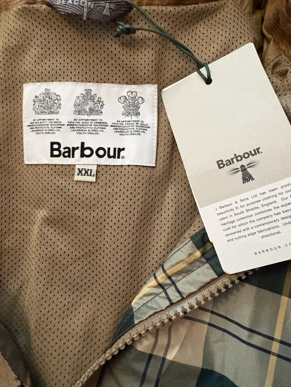 NWT Barbour Lightweight Plaid Zip Snowproof Jacket. Size XXL.